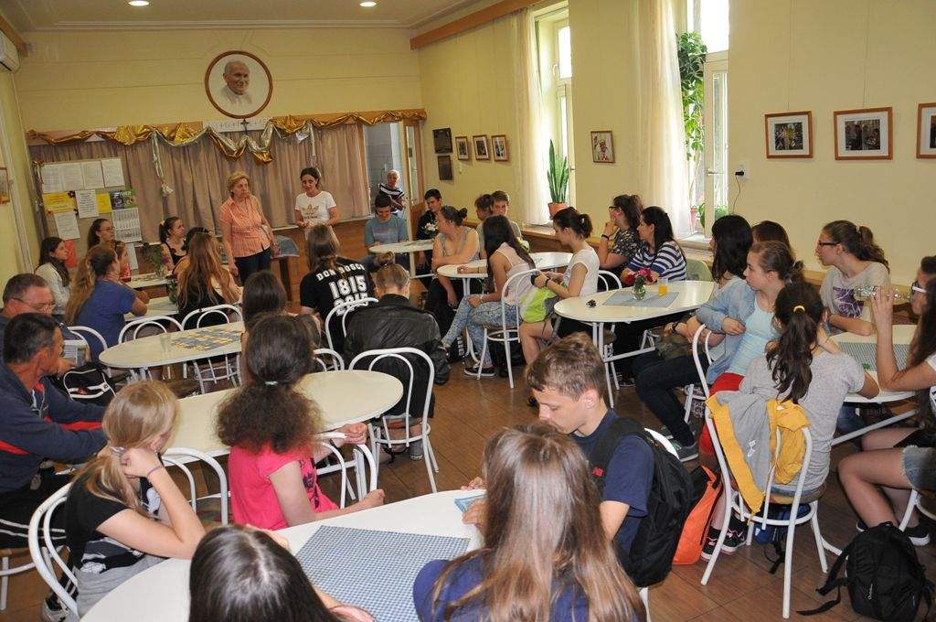 Krakkói diákok látogattak el a Wojyla Házba