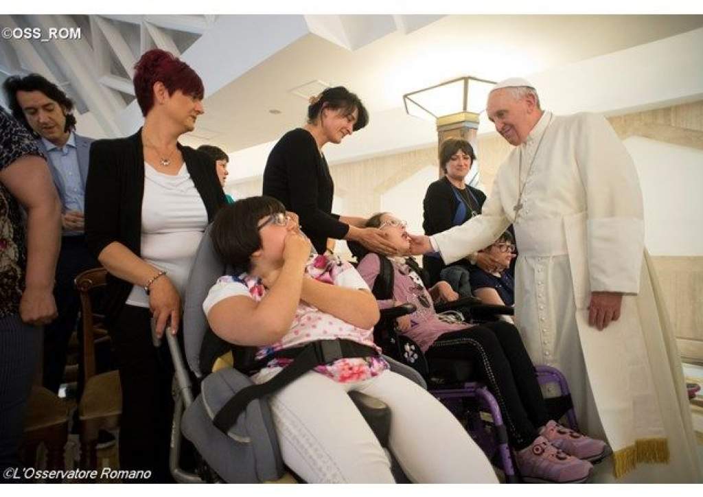 Pápai üzenet a lourdes-i gyermekzarándoklatra