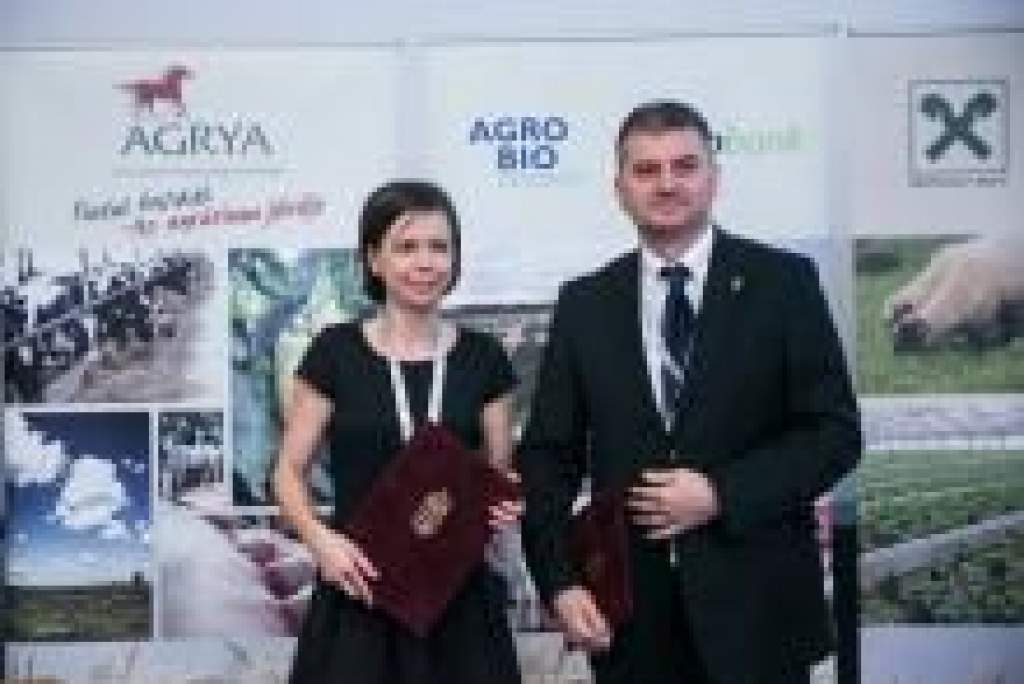 Együttműködési megállapodást kötött a Raiffeisen-Agro és az AGRYA