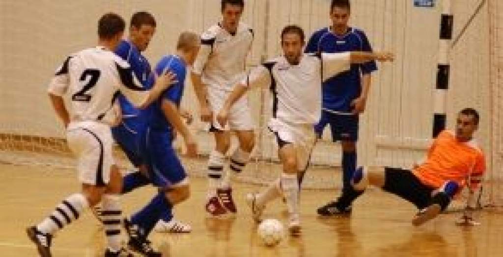 Hírös Futsal SE - Duna Takarék AFC - végeredmény - 2:8