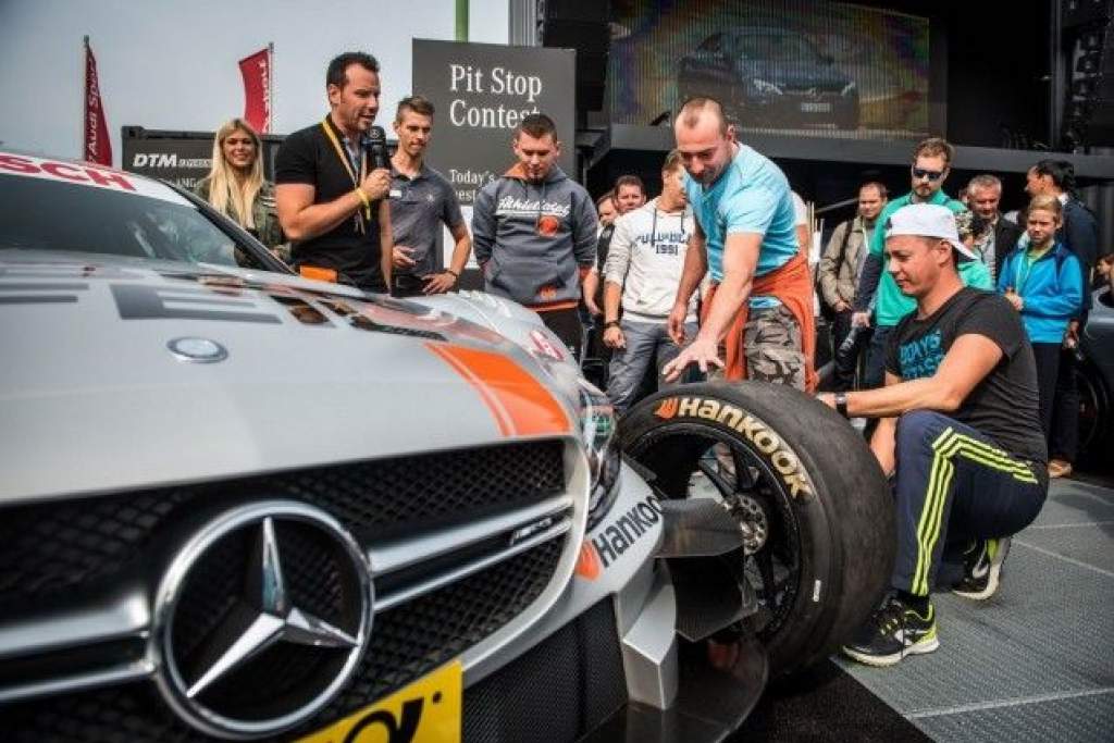 3.000 Mercedes-Benz munkatárs és vendég szurkolt családjával a DTM 2016-on