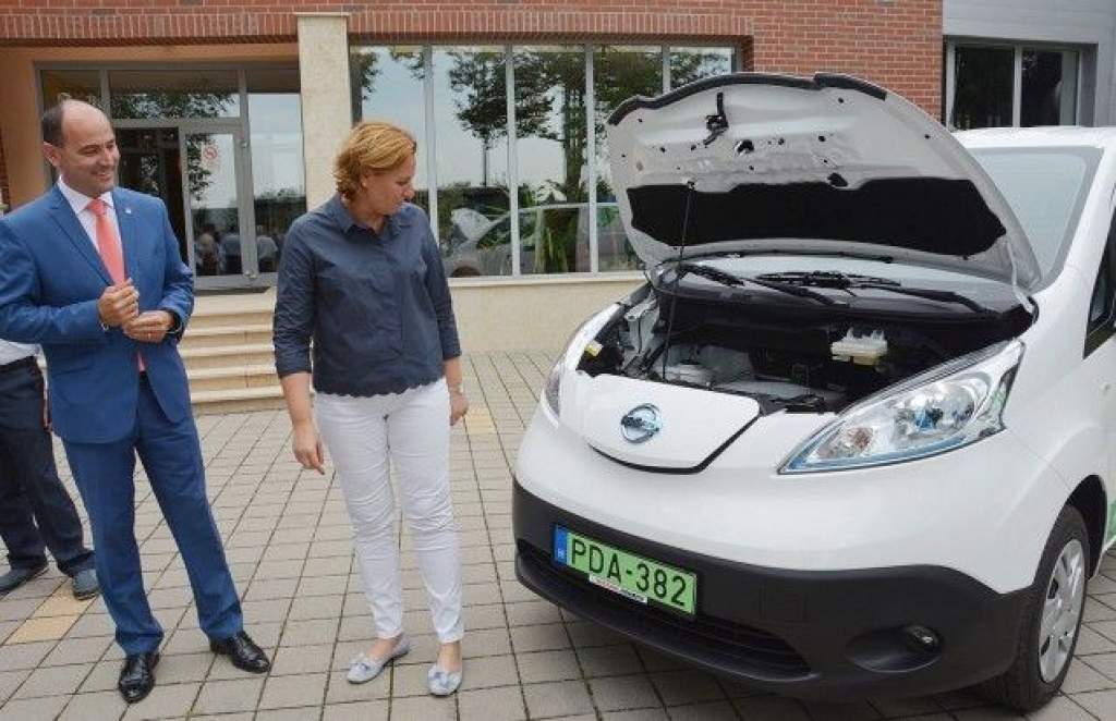 Elektromos meghajtású autókat vett a BÁCSVÍZ Zrt