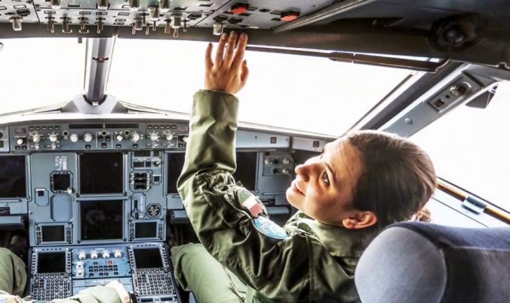 Kecskeméten szolgál a Magyar Honvédség első női szállítórepülőgép-vezetője