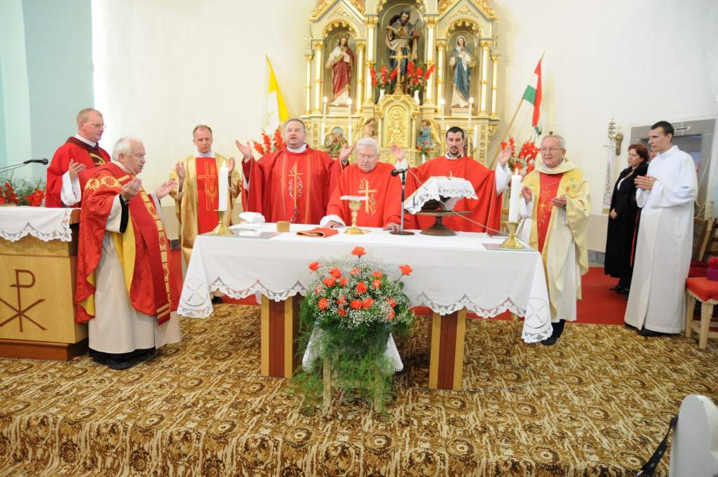 Csépáról elszármazott papok jubileumi találkozója