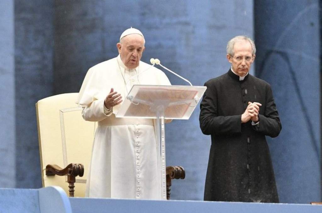 Senki sem menekülhet meg önmagában – Ferenc pápa rendkívüli Urbi et Orbi áldása a járvány idején