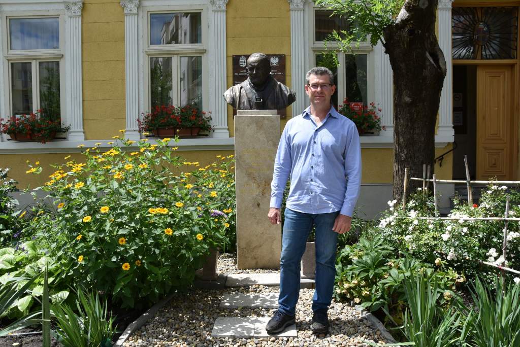 Kollár Csaba ebédfelajánlással támogatta a szegényeket