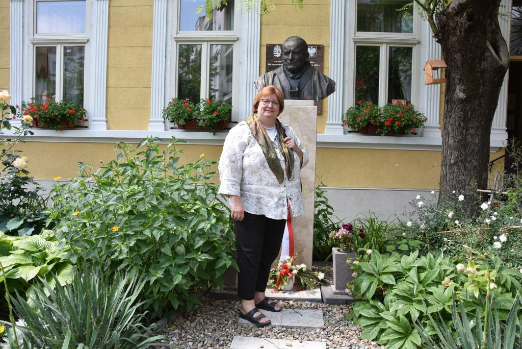 A Vidám Törzsasztal és a német írónő gondoskodott a rászorultakról