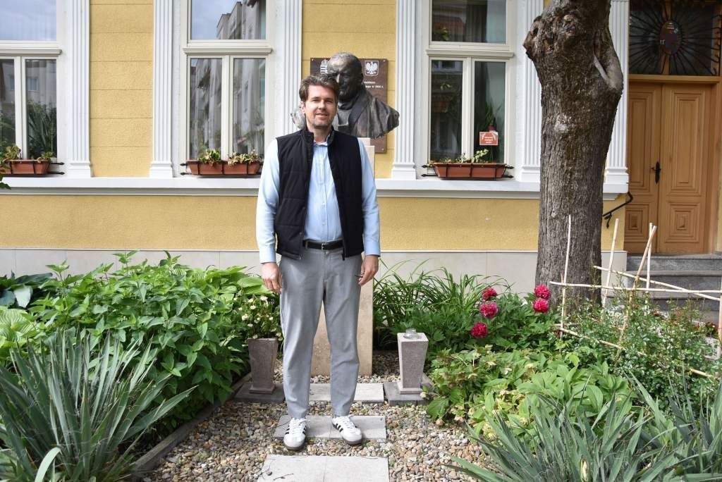 Újabb adomány a KIK-FOR igazgatójától