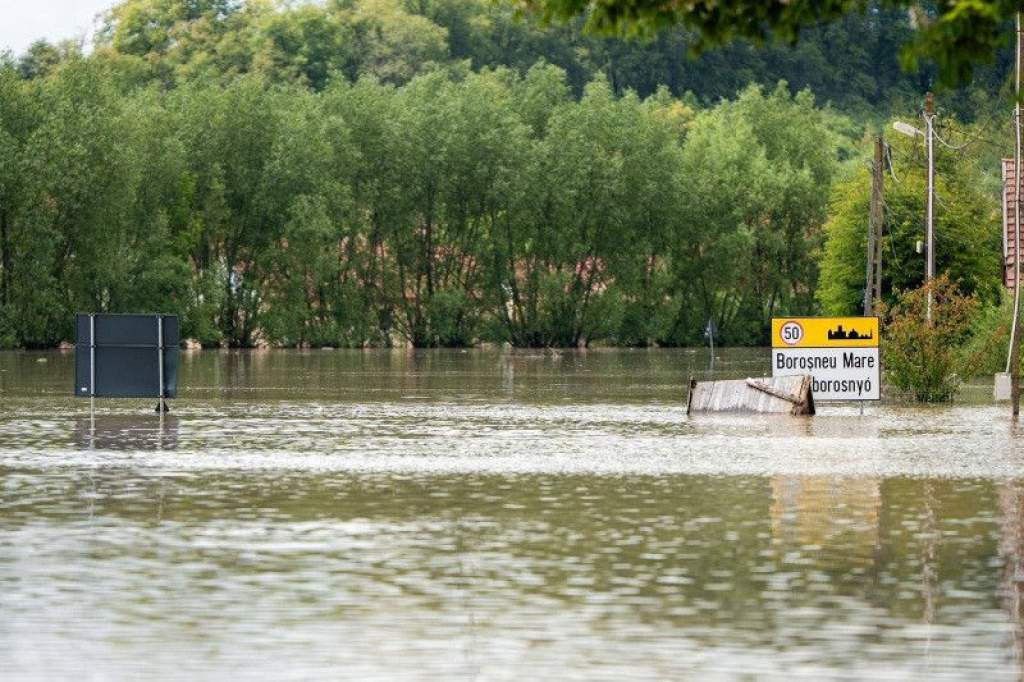 Segélyszállítmányt indított Háromszékre a Karitász a nemzeti összetartozás napján 