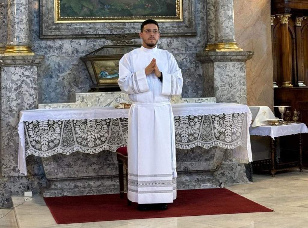 Isten minden áldozatot százszorosan megáld – Miguel Orozco újmisés pap útja Kolumbiától Szatmárig Isten minden áldozatot százszorosan megáld – Miguel Orozco újmisés pap útja Kolumbiától Szatmárig