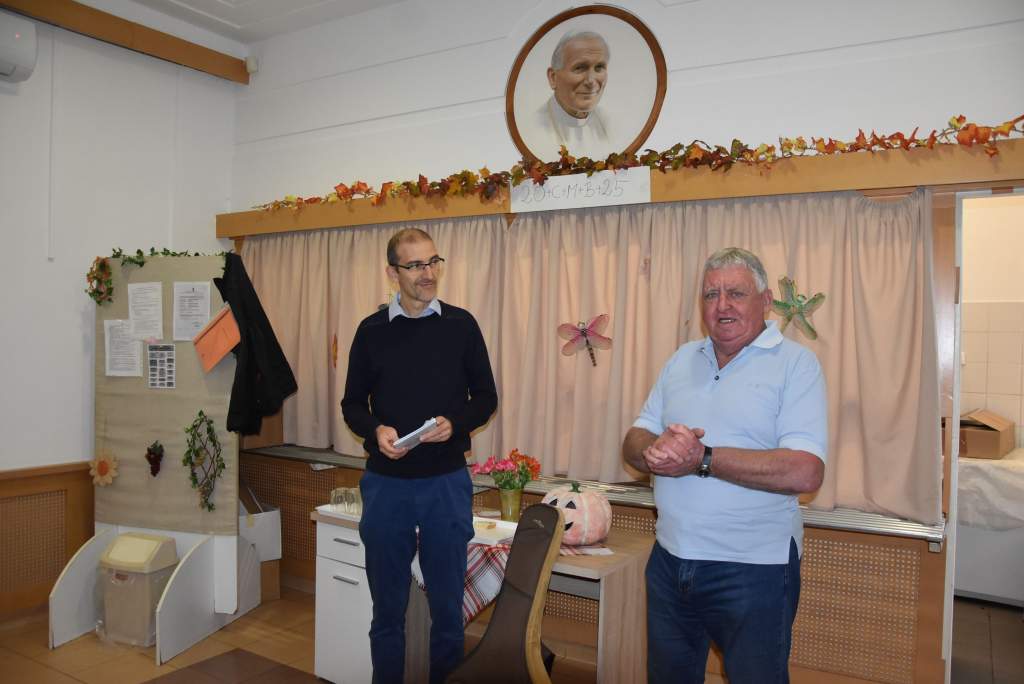 Ebédet osztottak a kecskeméti adventisták Ebédet osztottak a kecskeméti adventisták