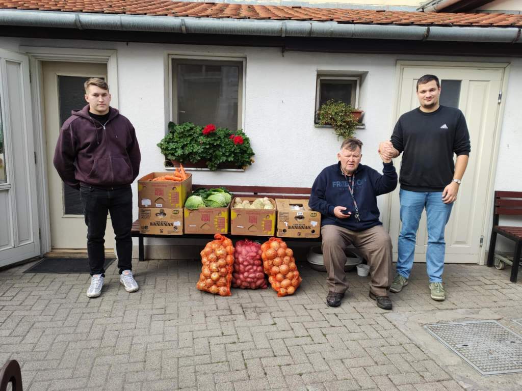 Friss zöldségfélék és banán a lajosmizsei „citromkirálytól” Friss zöldségfélék és banán a lajosmizsei „citromkirálytól”