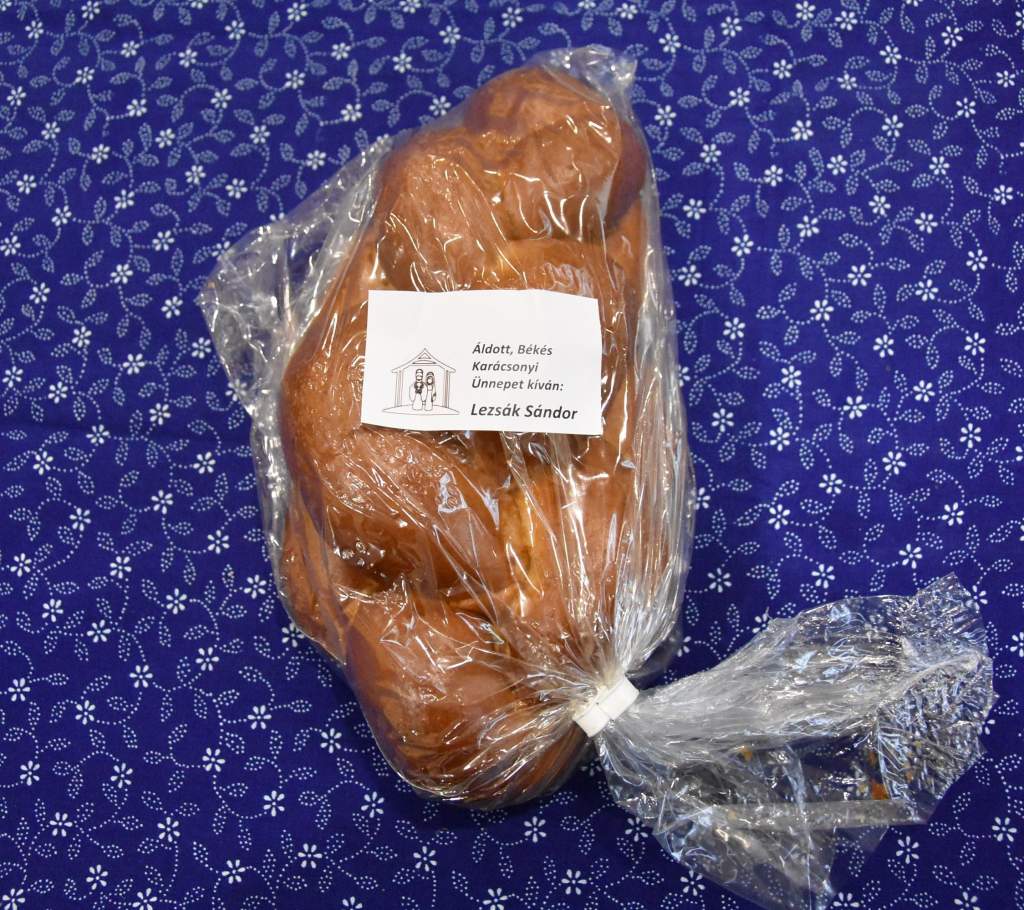 Lezsák Sándor szeretetkalácsai