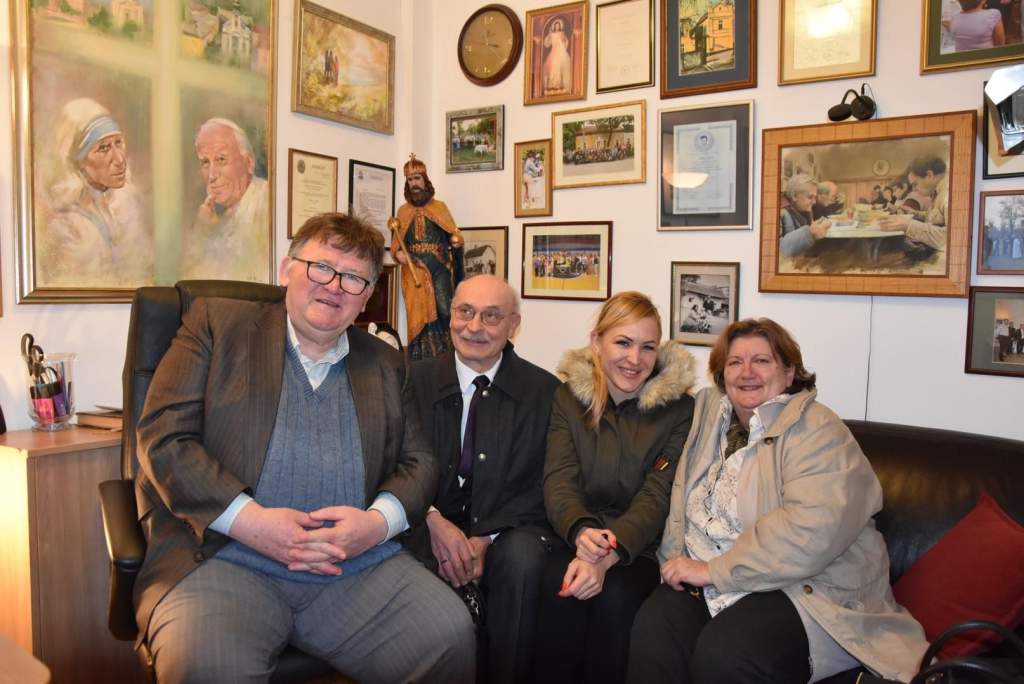 Az önzetlenség jó illata: ízekben gazdag étek sok szeretettel fűszerezve – Corneliától és a „Vidám Törzsasztaltól”