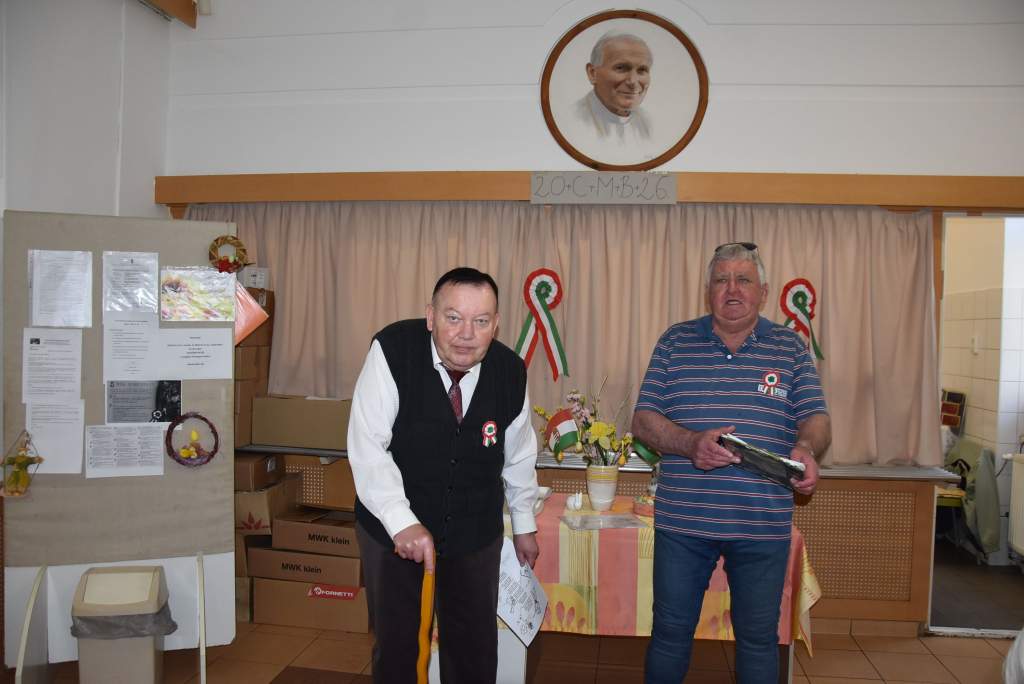 Megemlékezéssel tisztelegtek a wojtylások a szabadságharc hősei előtt