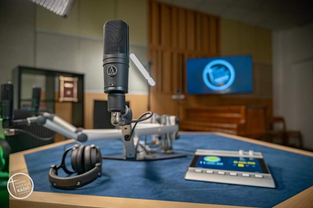 Húsvéti örömhír: húsvéthétfőtől Kecskeméten is hallható a Magyar Katolikus Rádió