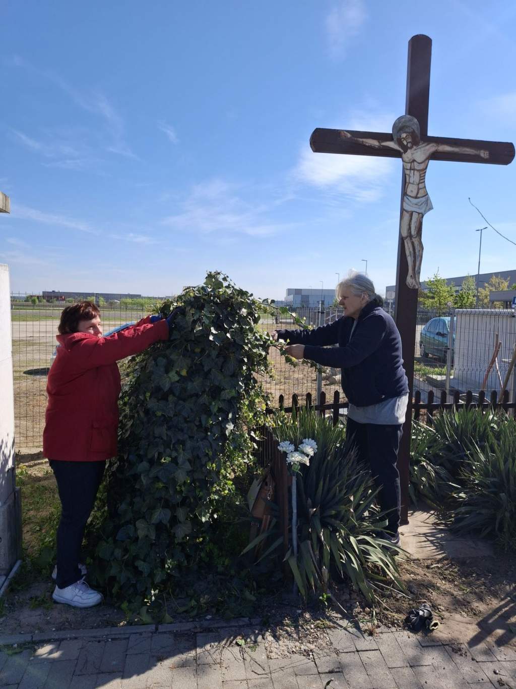 Tavaszi kertészkedés a Tormási-keresztnél