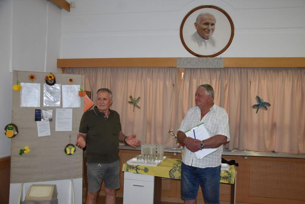 Szeretetebéddel kedveskedett Jónás Piroska és Krizsán József