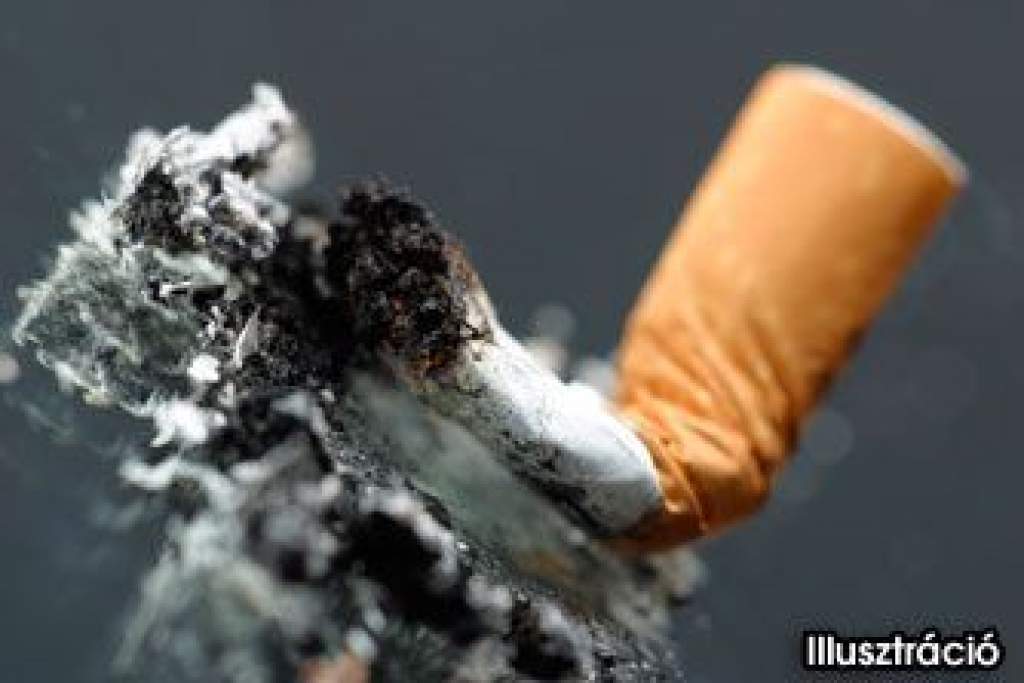 További drágulás: az egészségügyért adóztatnák a cigarettát