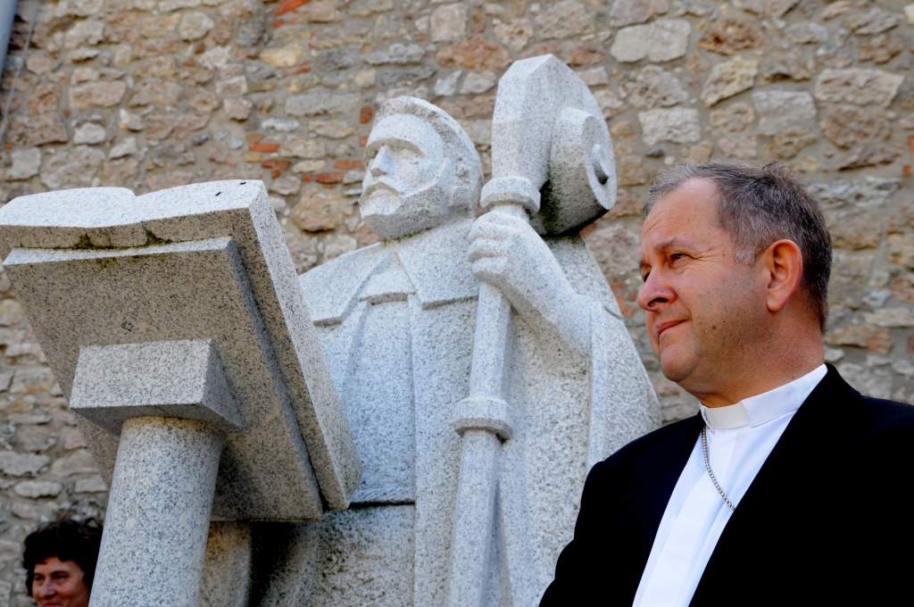 Püspökök lelkigyakorlata után, misszió az alföldi hívek körében - interjú dr.Bábel Balázs érsekkel