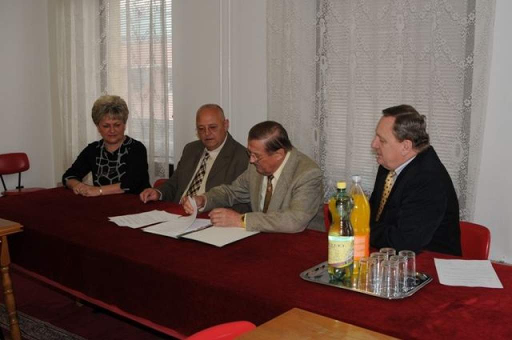 Az IPOSZ és KISOSZ együttmüködési megállapodást kötött