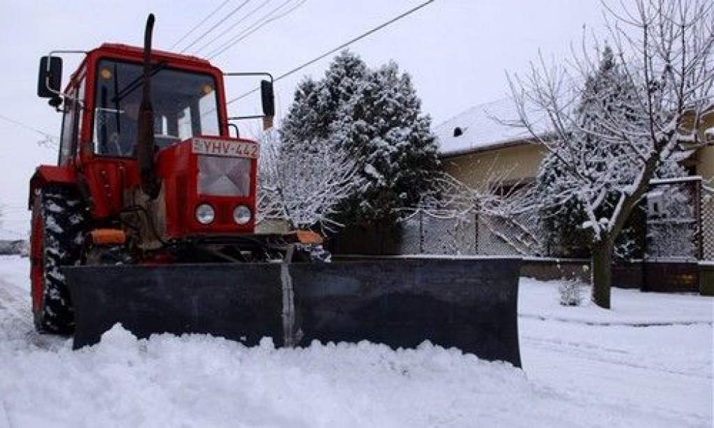 Városházi hírek: Hóeltakarítás: az ügyelet a nap 24 órájában hívható lesz
