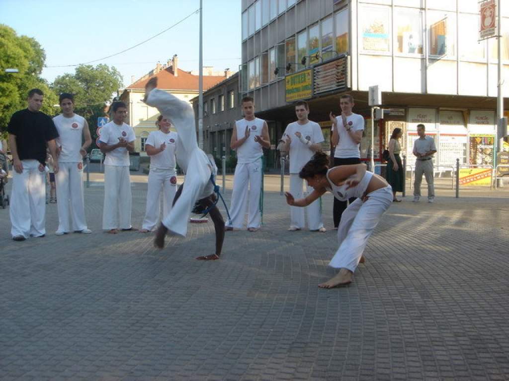 Capoeira varázslat a Porta Góóólsátornál
