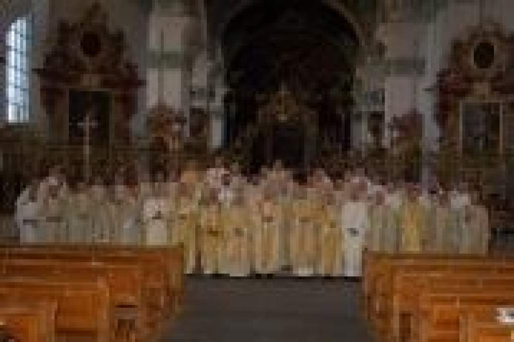 Erdő Péter a II. Vatikáni Zsinat gyümölcseiről beszélt a szombati vesperáson