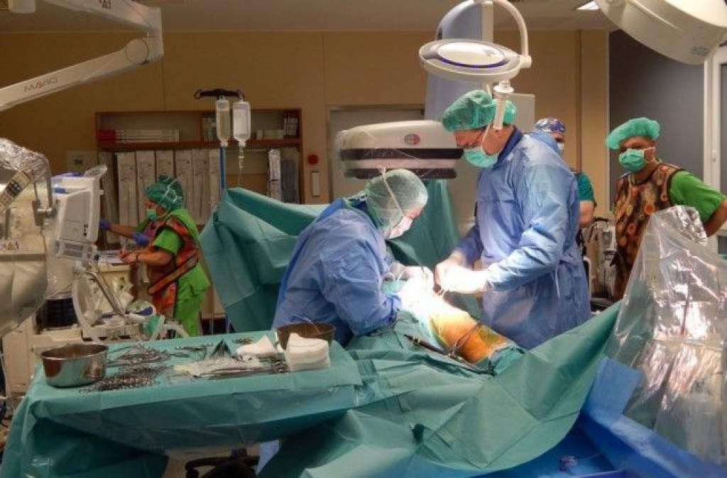 Siker - Új típusú műtét a Bács-Kiskun Megyei Kórházban