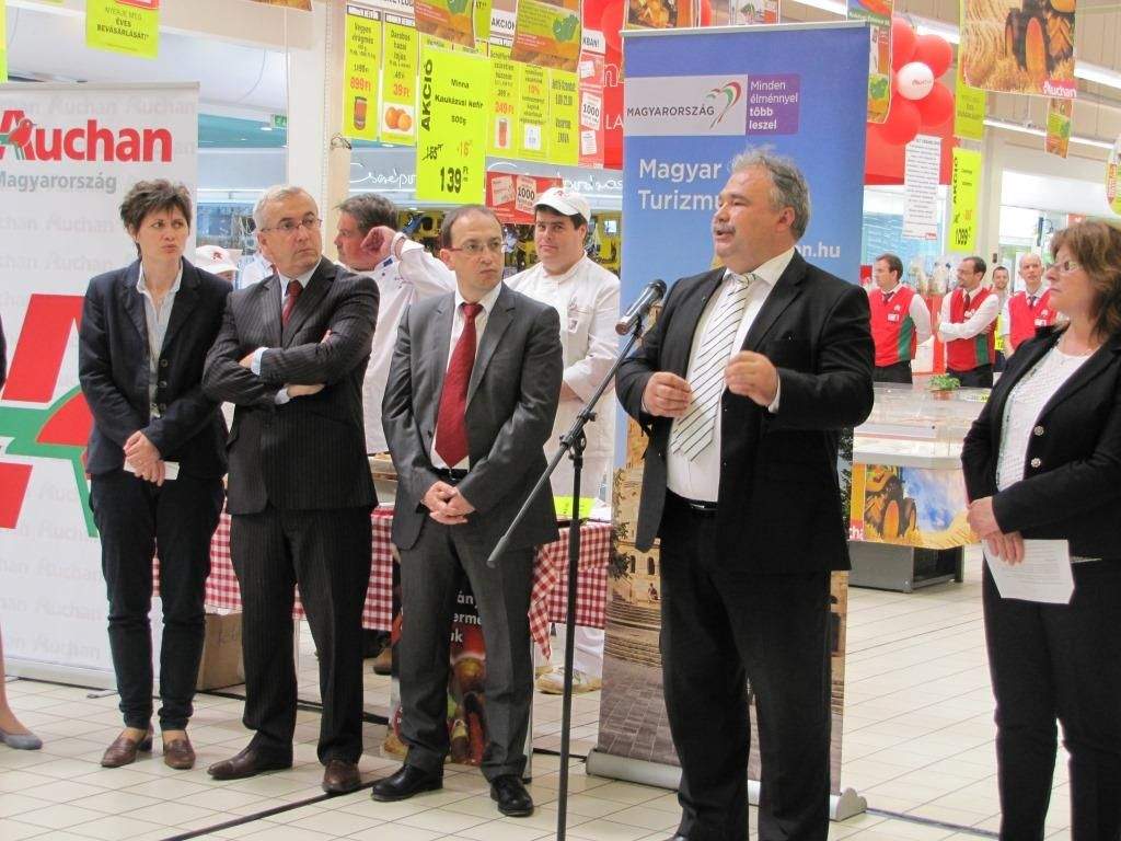 Agrár Kincseink: hazai gyártók és termelők élelmiszereinek kóstolója és vására az Auchan áruházakban