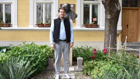 Nagy Gábor Tibor gondoskodó szeretete – Újabb adomány a KIK-FOR igazgatójától