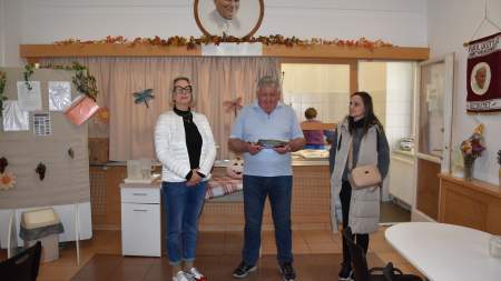 A „Trendalelke” várta finom ebéddel a Wojtyla Ház rászorultjait