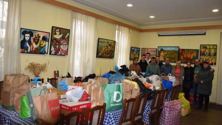 A „gáspáros szív” ünnepi fénye – karácsonyi adományözön a Wojtyla-sorközösség javára