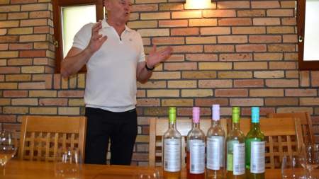 Borászok hete a Wojtylában: a Frittmann család karitatív küldetése