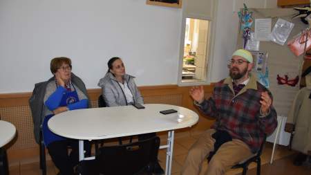 Mennyei lelki táplálék és e világi gondoskodás: léleksimogató szeretetvendégség a Jahuah Útja Egyesület felajánlásával