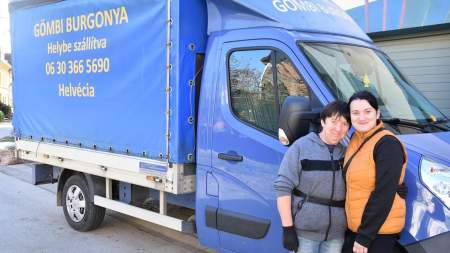 A Gömbi-burgonya diadala a jótékonyság mezején