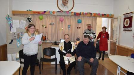 Fény, ami felemészt és éltet – Gyertyaszentelő Boldogasszony ünnepe a Wojtylában