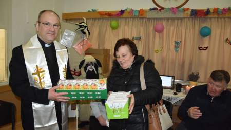 Adományok a Szentcsalád Plébániának