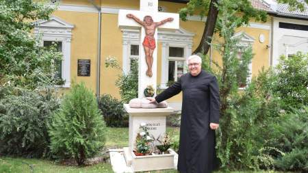Terített asztal az irgalom jegyében: szeretetvendégség a nagytemplomi hívek oltalmából