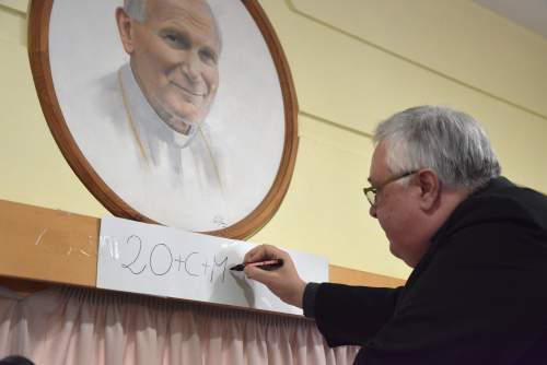 Házszentelést tartottak a Wojtyla Házban