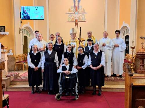„Hiszek a szeretet végső győzelmében!” – 100 éves Mária Franciska M. Romuálda kalocsai iskolanővér 