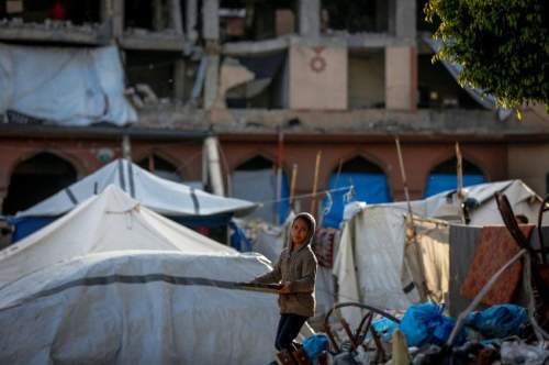 Romanelli gázai plébános: Imádkozzatok értünk, és segítsetek!