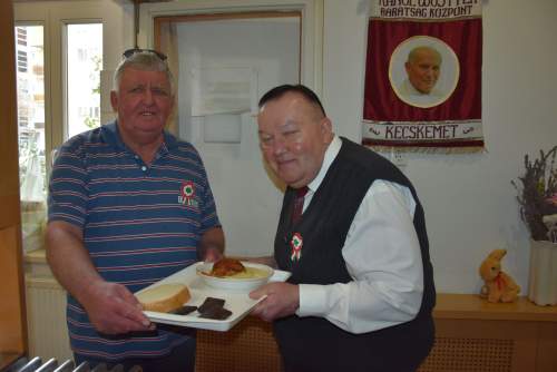 Az emberség kálvinista ízei: a kecskeméti reformátusok pártfogolták a wojtylásokat