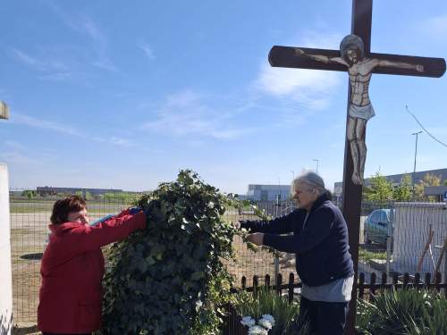 Tavaszi kertészkedés a Tormási-keresztnél