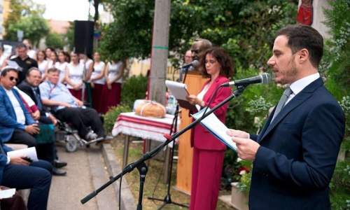 Határokon átívelő visszhang: az olasz diplomácia és sajtó is hírt adott a szoboravató ünnepségről